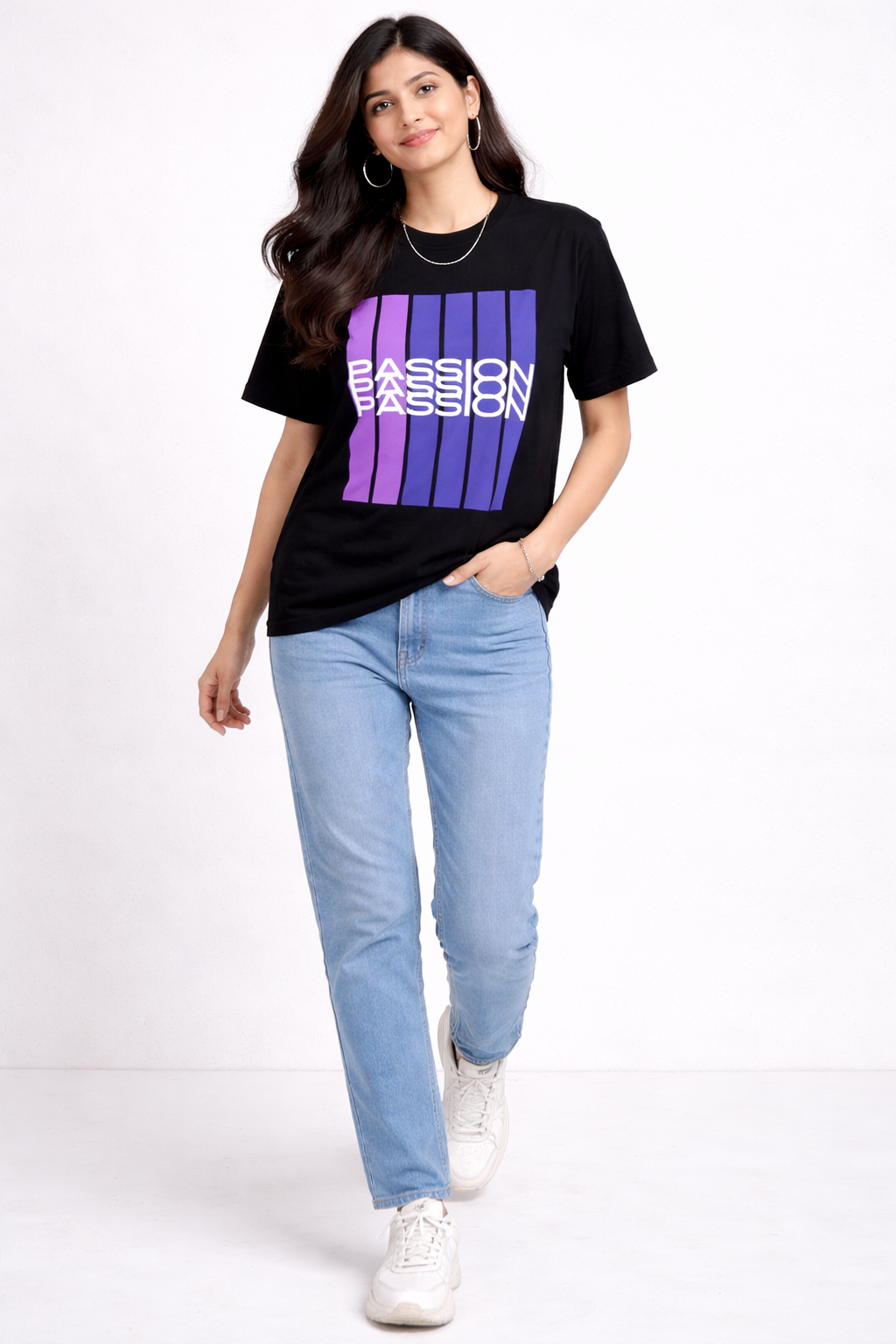 Women's The Passion Gradient Oversized Black Tee