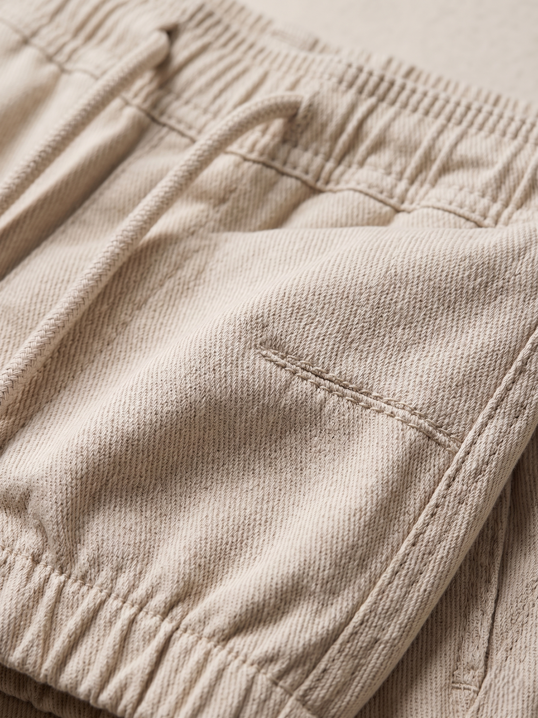 Elevated Comfort Cargo – Sandstone / Beige