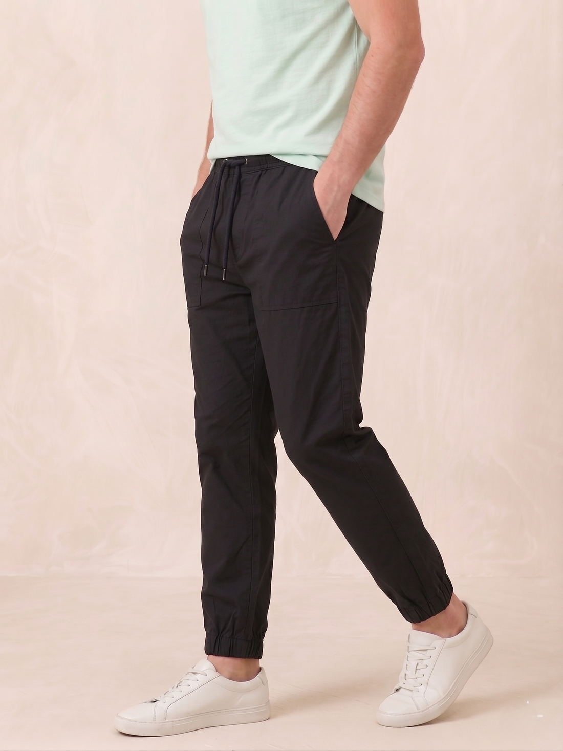 Superior Tough-Terrain Cargo – Stealth Black